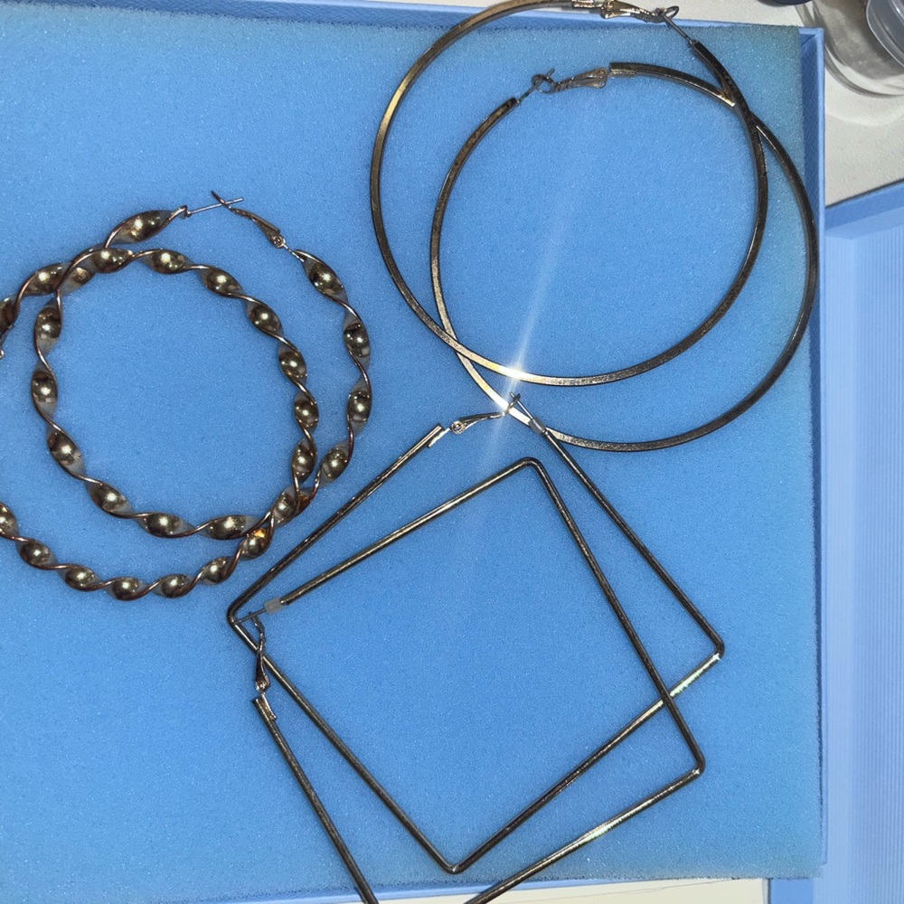 Gold-Tone Hoop Earring Set — Elegant Gold Women’s Jewelry